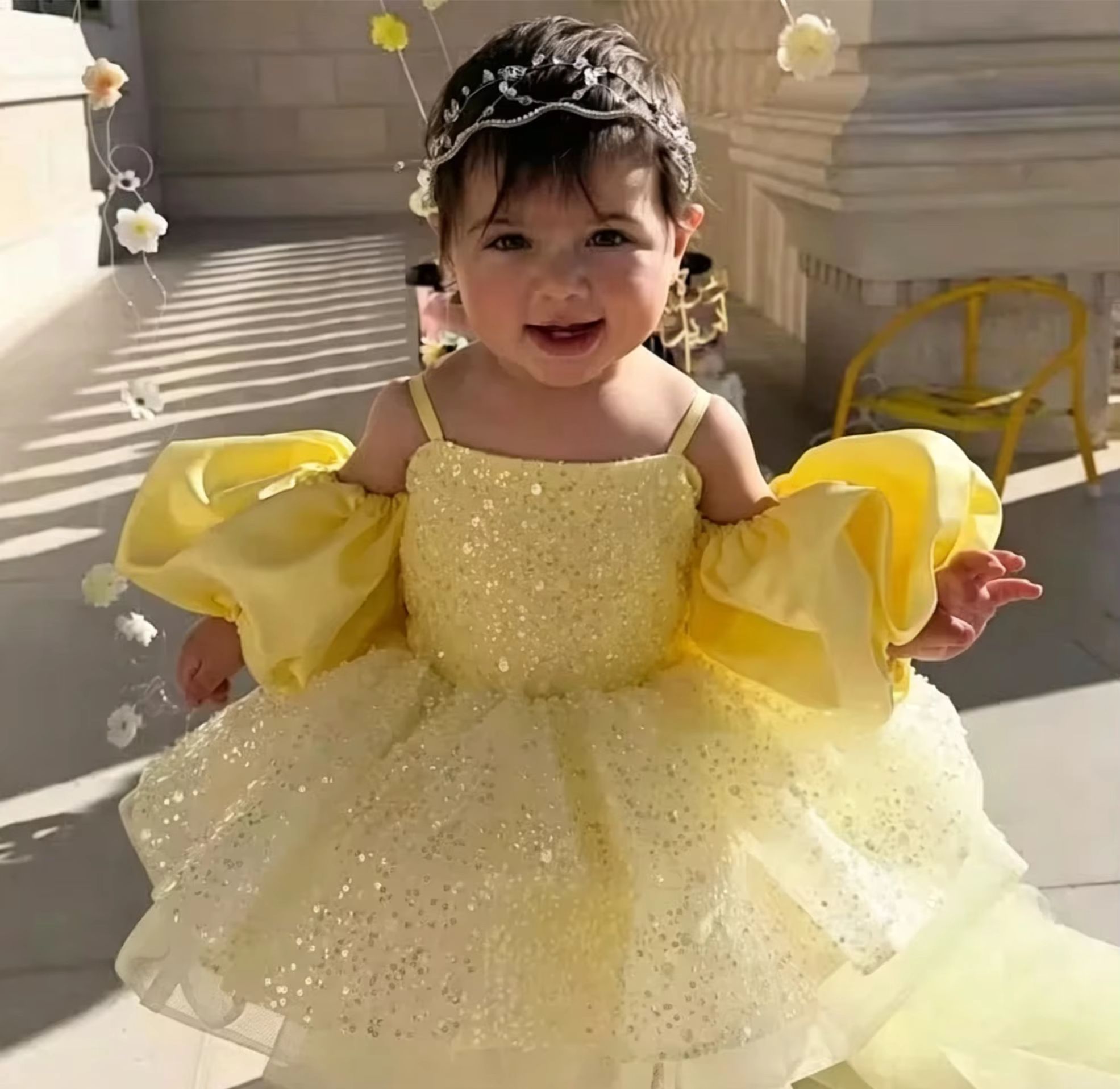 かわいい黄色のフラワーガールドレス結婚式用スパンコールふわふ - Embroidery Yellow Dress のレビューと価格