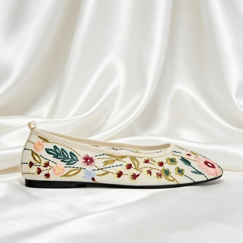 ラウンドトゥメッシュバレエフラットシューズ女性刺繍花メリージ - Embroidery Meaning のレビューと価格