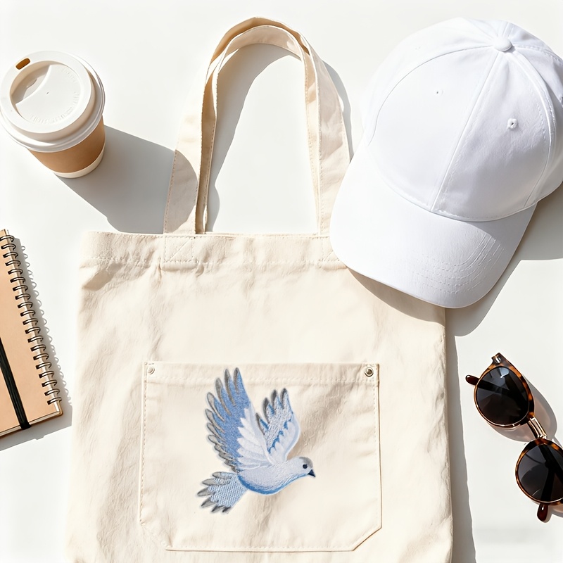 1個入りの青白グラデーションの鳩の刺繍パッチ、ジャケット、帽 - Embroidery Meaning のレビューと価格