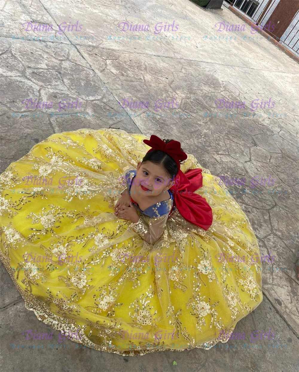 高品質の素敵な黄色のチュールふわふわアップリケフラワーガール - Embroidery Yellow Dress のレビューと価格
