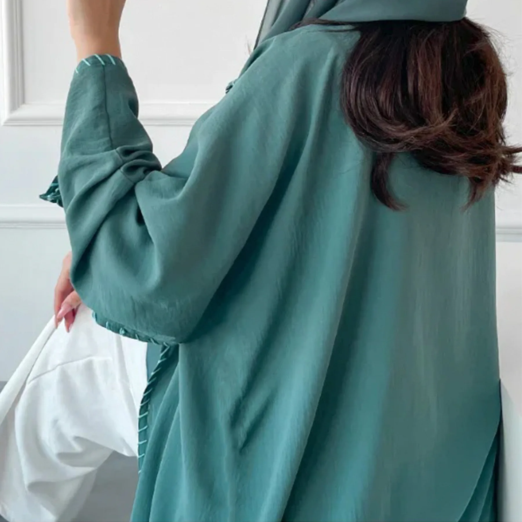 モロッコ着物風オープンアバヤ高級ドバイカフタン トルコローブ - Embroidery Kebaya のレビューと価格