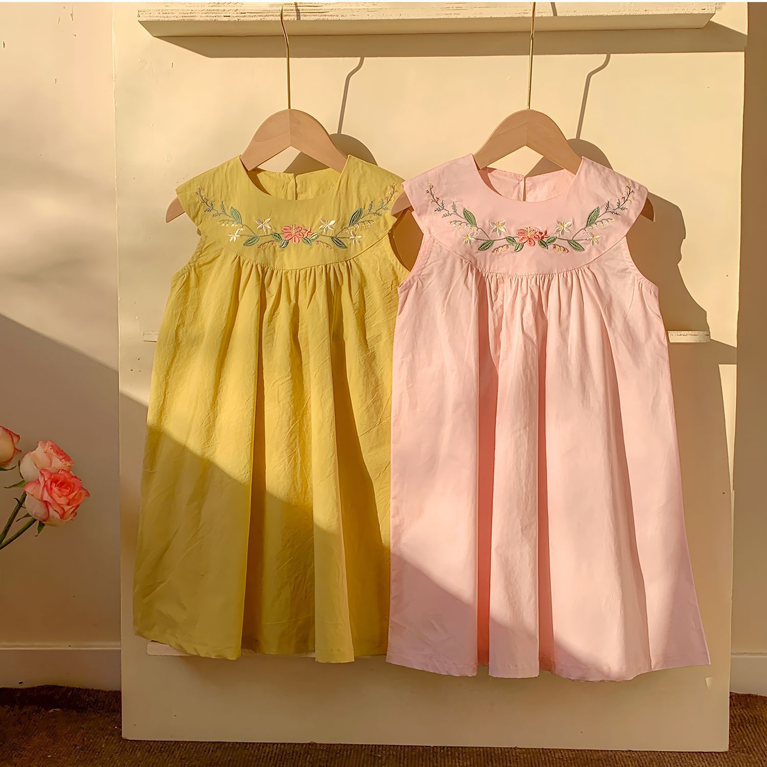 2-7歳韓国版夏の新しい女の子カジュアルドレスピンクイエロー - Embroidery Yellow Dress のレビューと価格